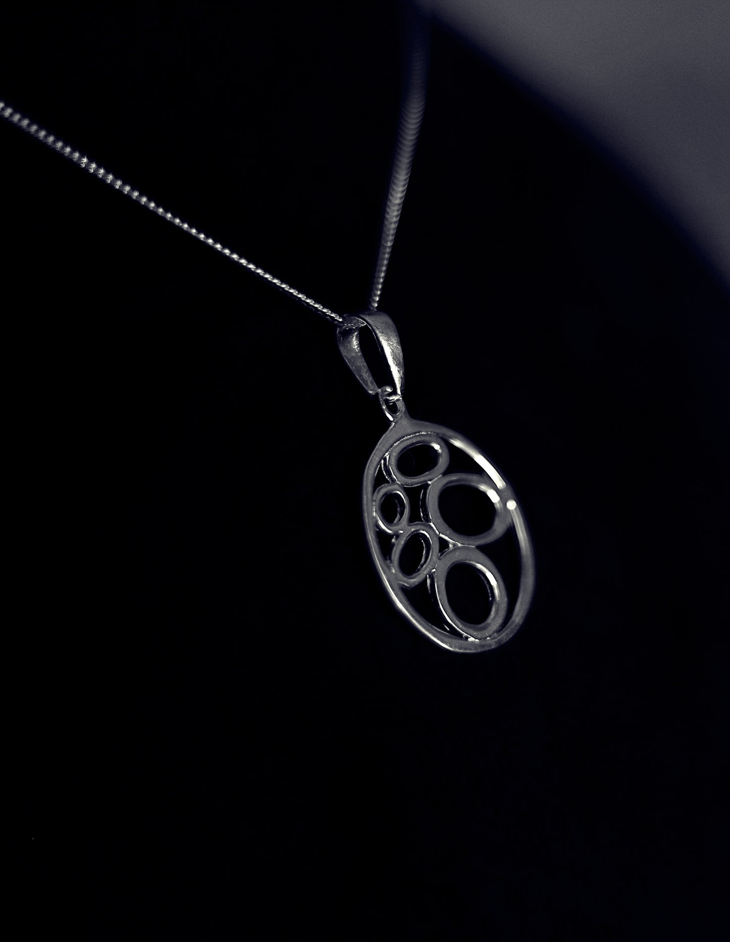 The Bubble Pendant Necklace
