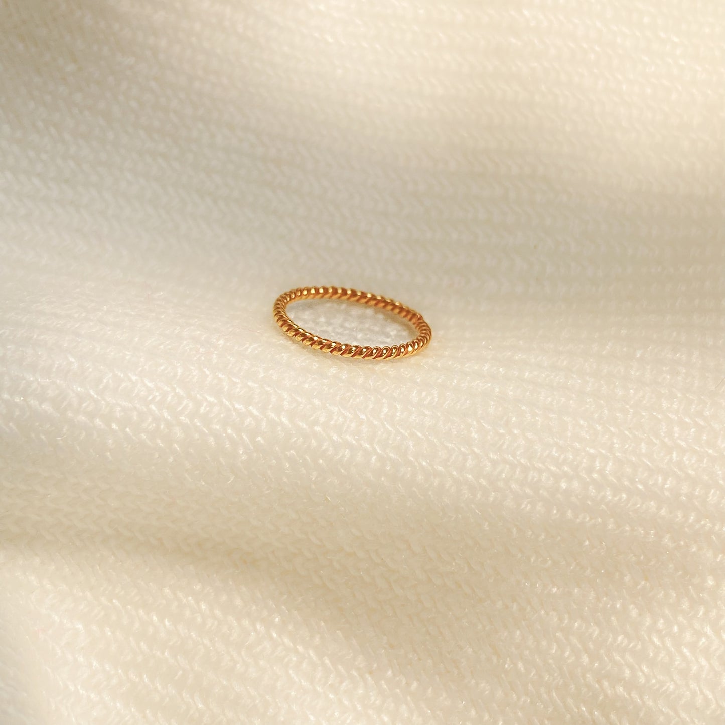 Nose ring with design - GOLD